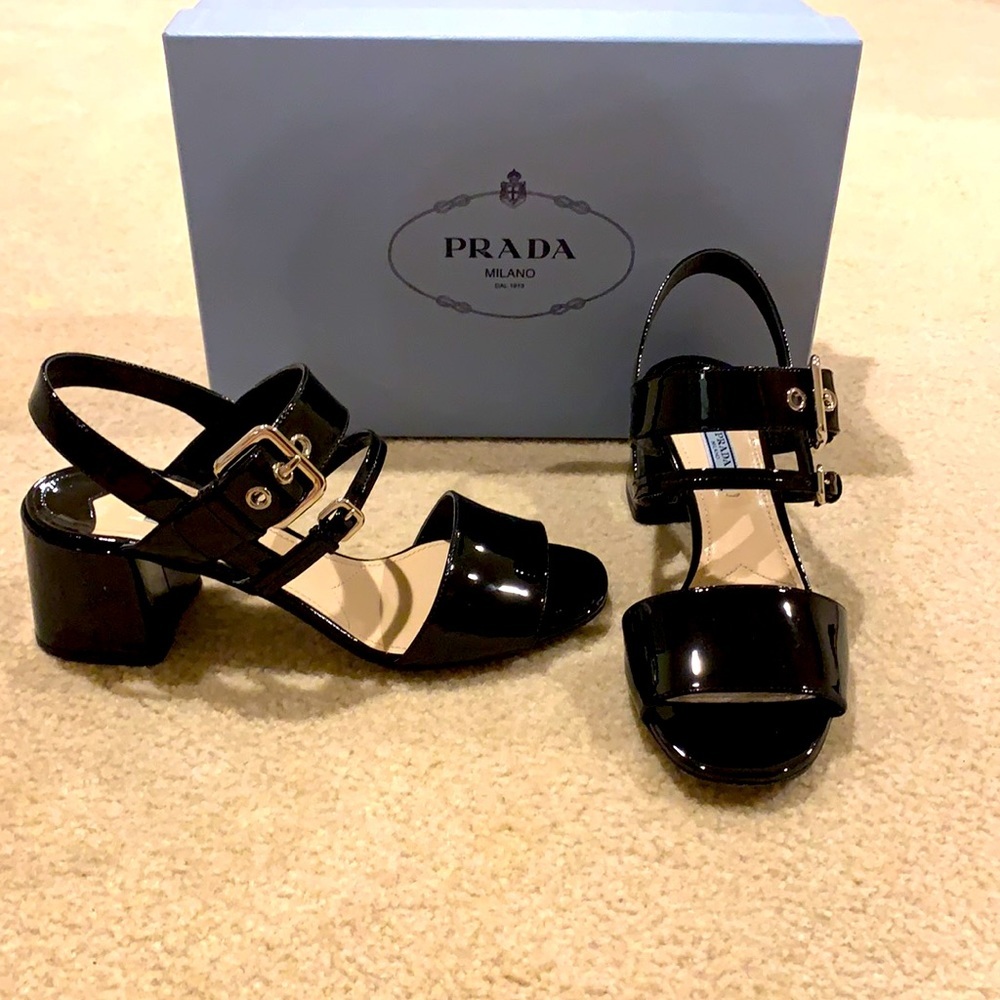 PRADA patent leather strap sandals - Picture 2 of 3